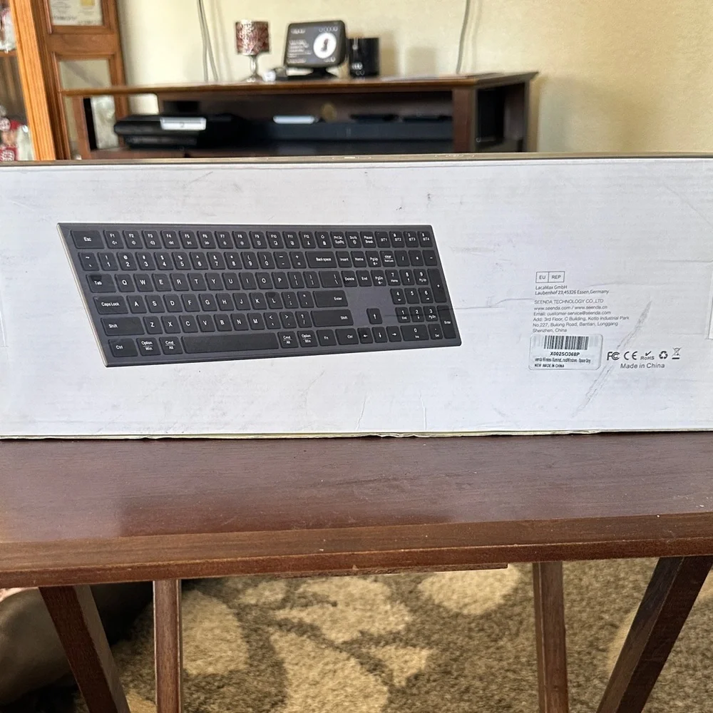 Seenda 7-Color Backlit Wireless Keyboard